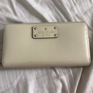 Kate Spade Large Zip Wallet